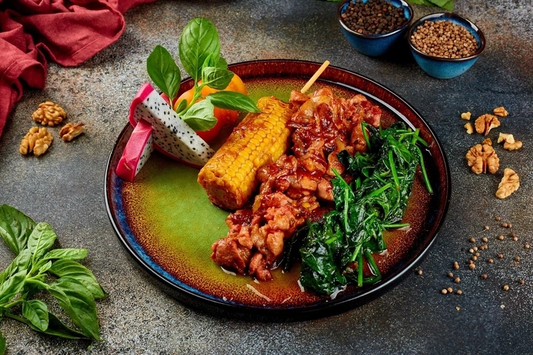 Индейка со шпинатом и кукурузой