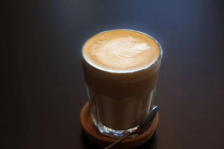 Флет Уайт